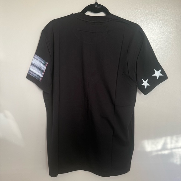Givenchy Men’s Black Graphic T-Shirt - Picture 3 of 9